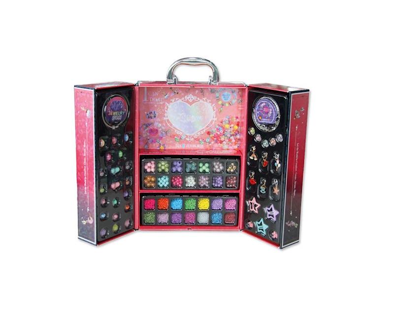 Maletin-Belleza-con-accesorios.jpg
